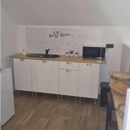 Ela Loveroomspa * Bermericourt