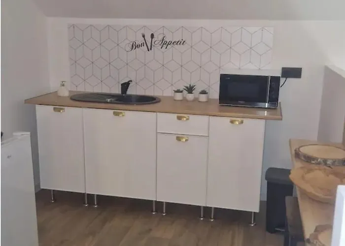 Ela Loveroomspa * Bermericourt